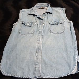 American Rave women's sleeveless denim blouse size lg